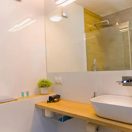 Turkus ゲストハウス 3*